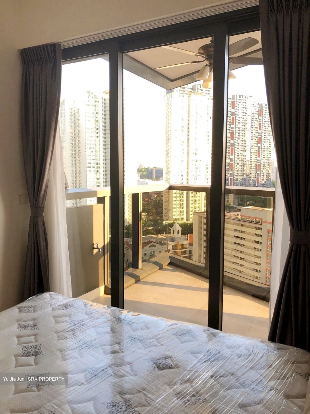 Commonwealth Towers (D3), Condominium #450607931
